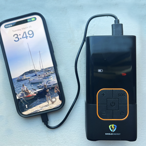 Battery Powered Car Tire Pump/Power Bank